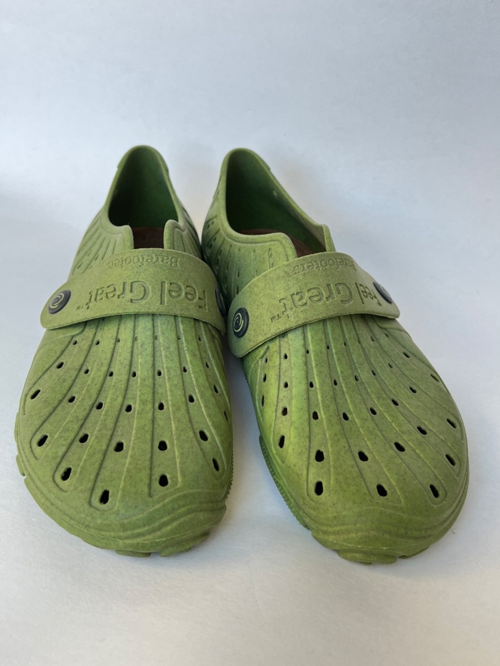 Barefooters Minimalist Sandals Water Shoes Green Size 39 Snap Strap